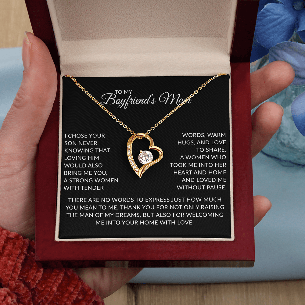 Necklace Gift for Boyfriend's Mom – Sentimental Jewelry for Mother's Day