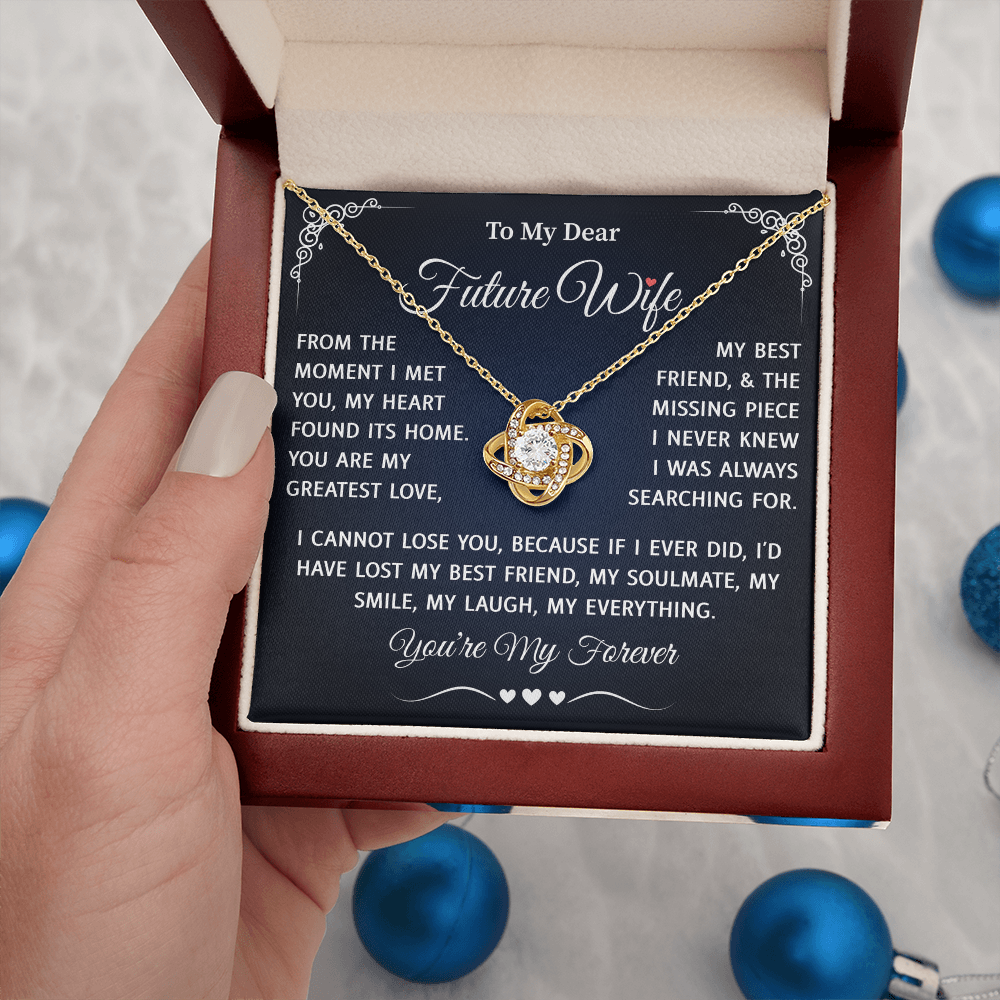 To My Future Wife Necklace - Best Engagement Gifts