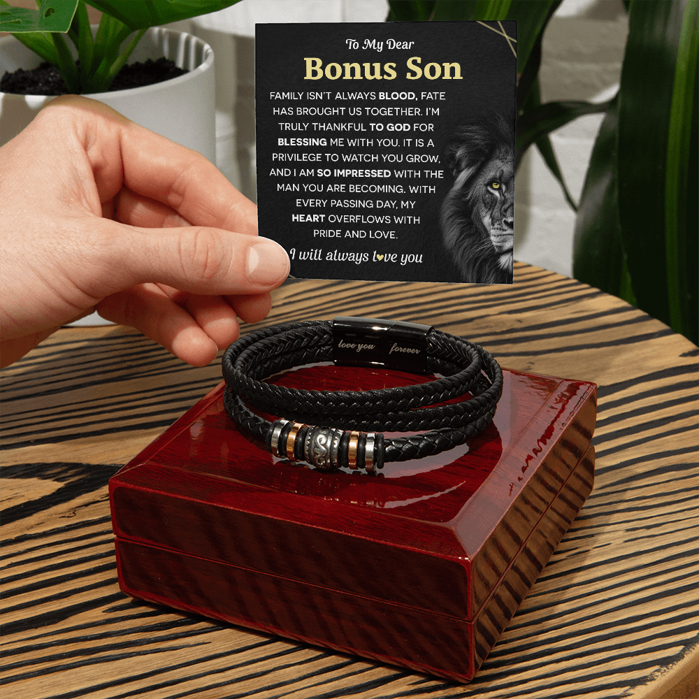 A bracelet for a bonus son with a gift card.