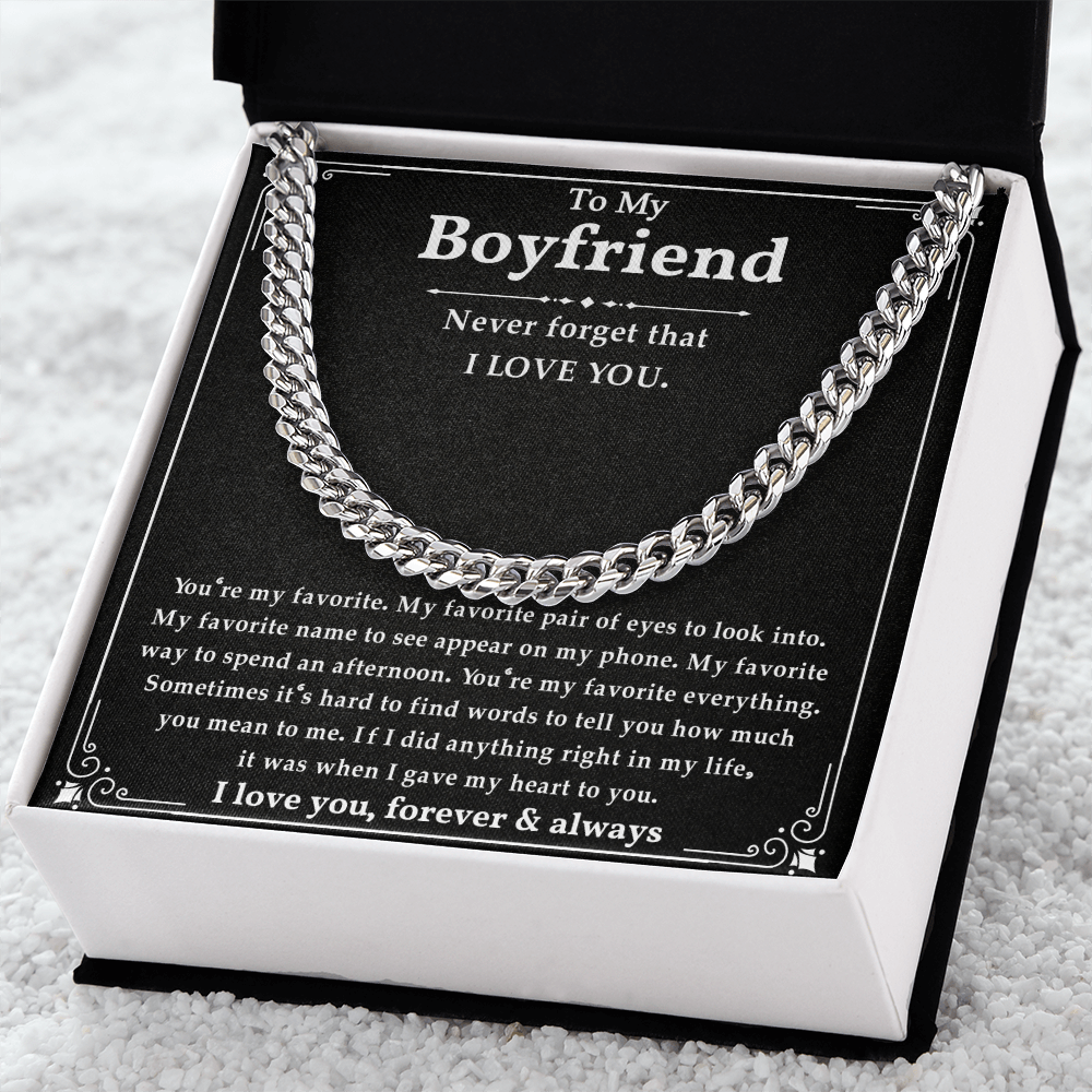 Anniversary Gifts For Boyfriend, This chain makes your boyfriend look handsome