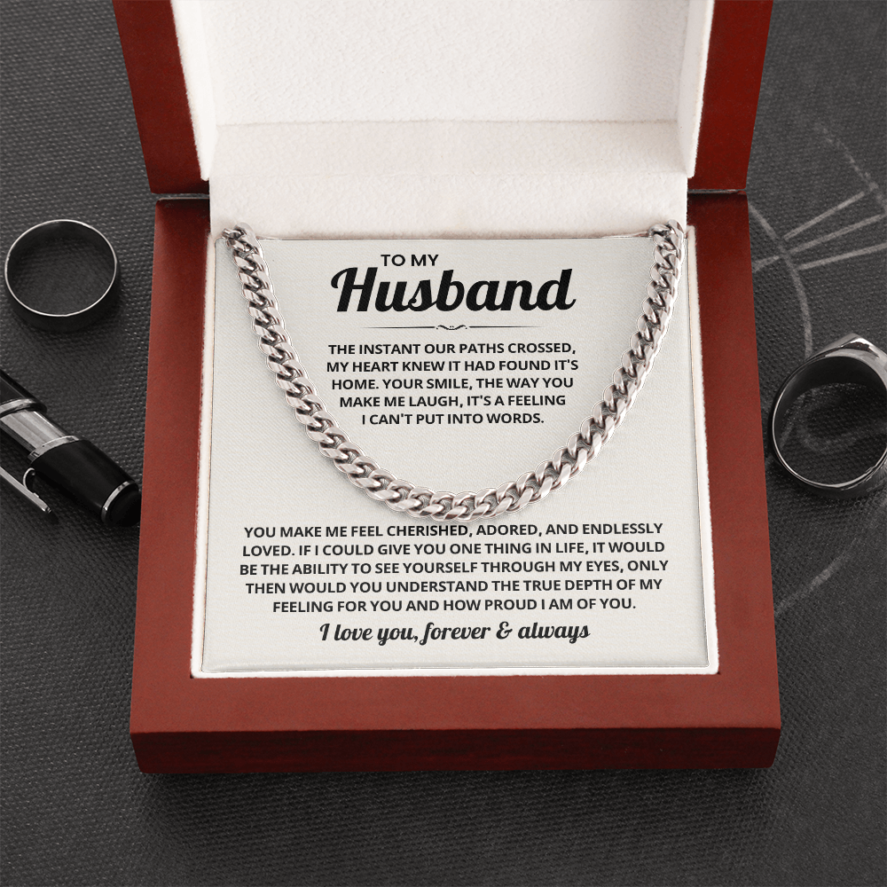 Valentines gifts for Husband, A chain that turns everyday style into handsome style