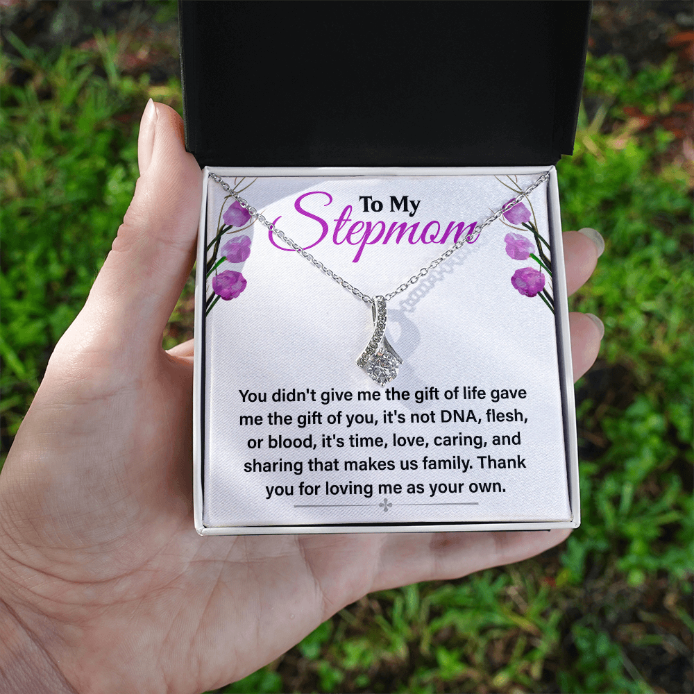 A Excellent Necklace with Heartfelt message and in a eye-catching gift box