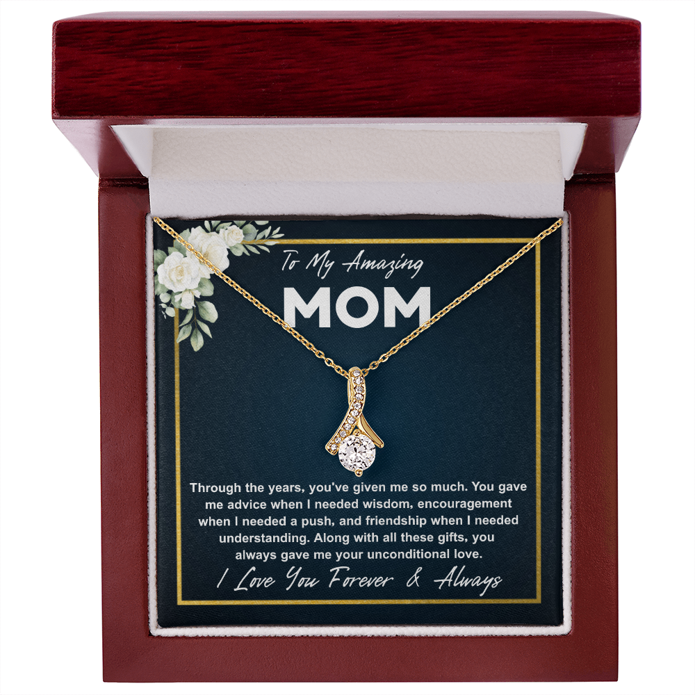 Necklace gift box with a heartfelt message