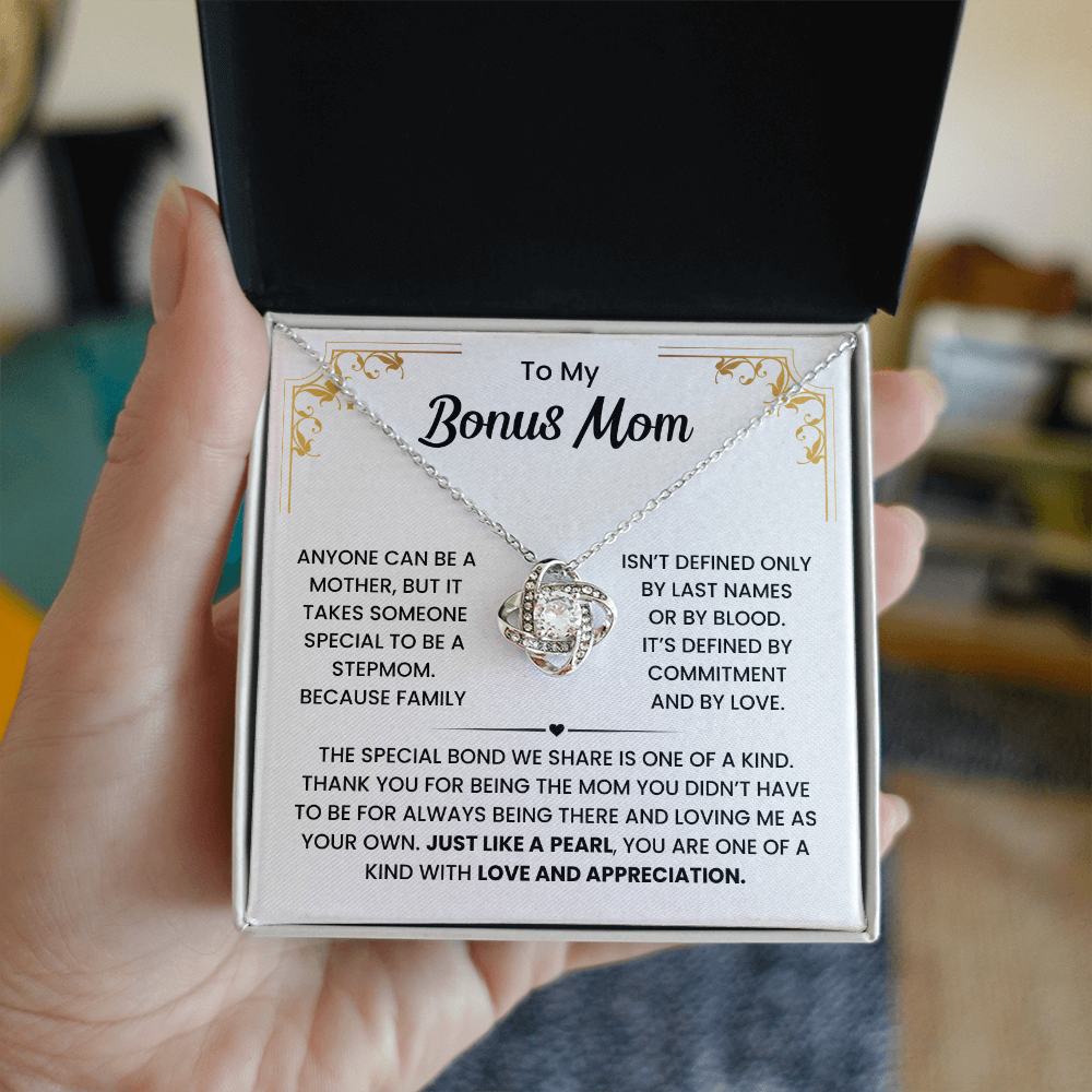 To My Bonus Mom Necklace From Stepson or Stepdaughter - Mother's Day Jewelry