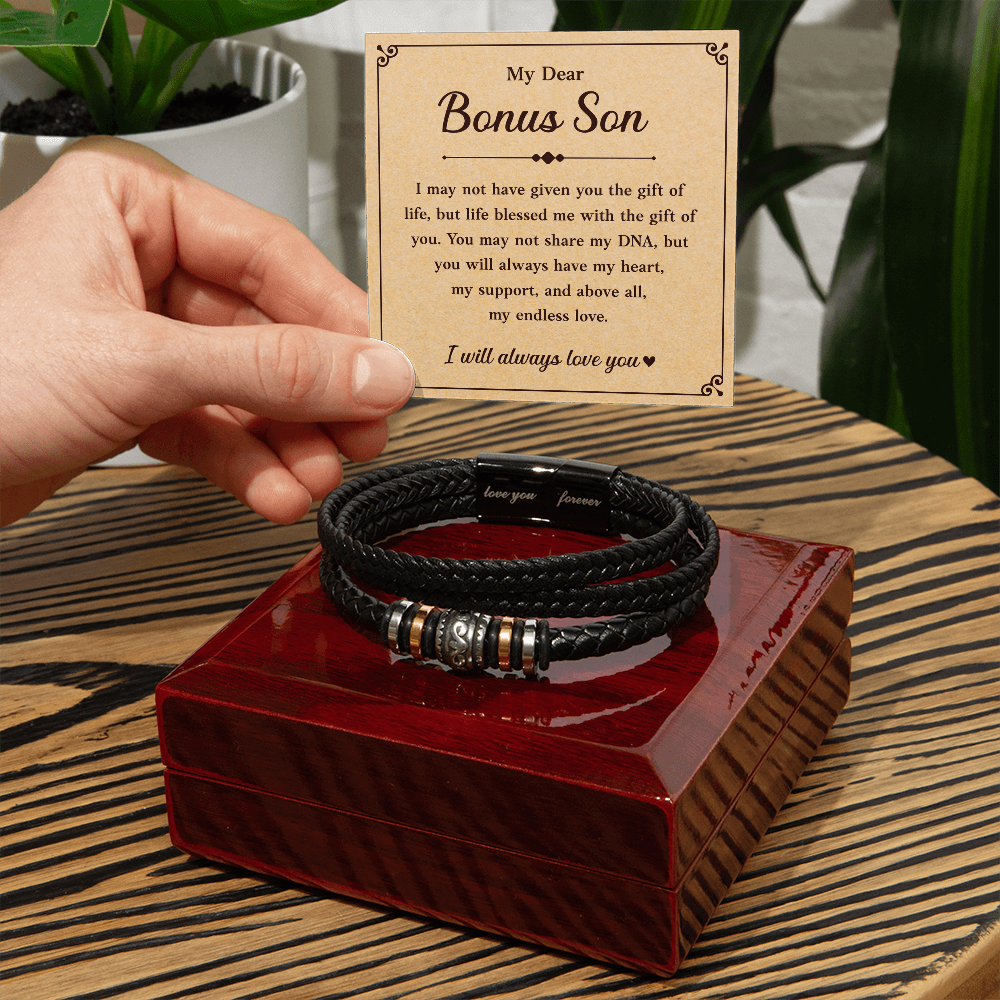 A bracelet for a bonus son with a gift card.

