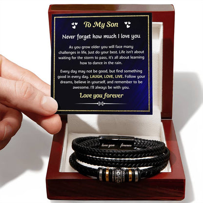 A bracelet for a bonus son with a gift card.

