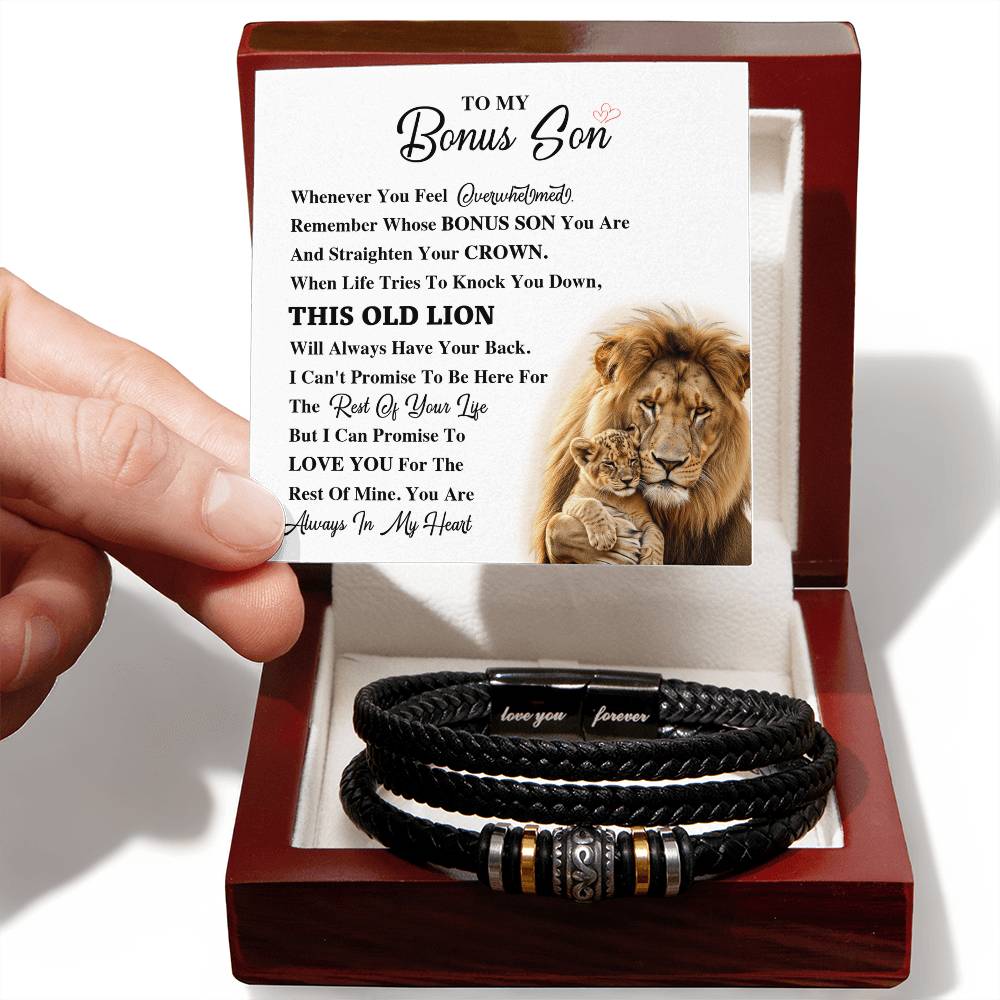 A bracelet for a bonus son with a gift card.

