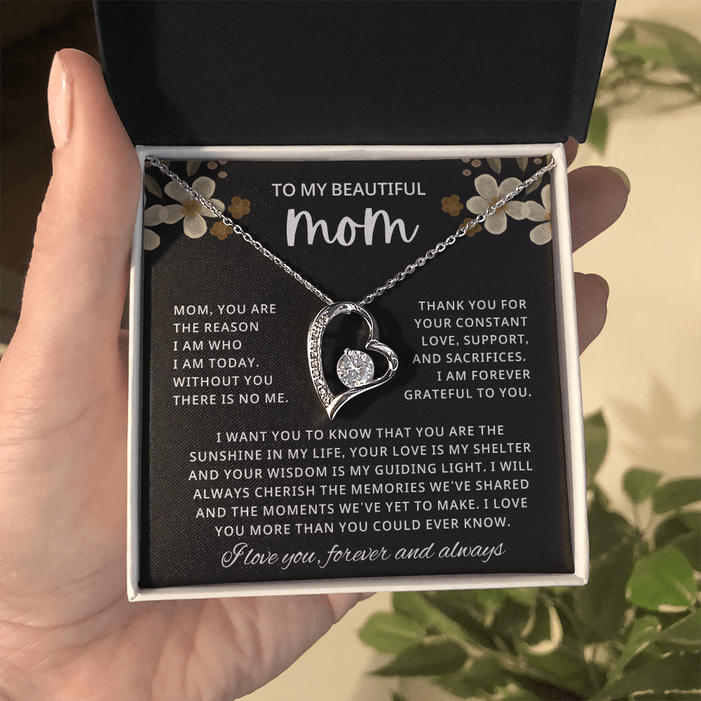 Mom Necklace gift box with a heartfelt message