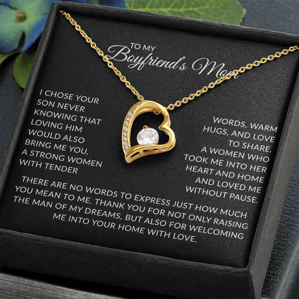 Necklace Gift for Boyfriend's Mom – Sentimental Jewelry for Mother's Day
